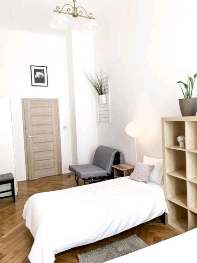 Gallys Apartments Prag Exteriör bild